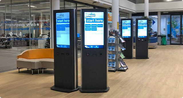 carillion-uni-herts-ticket-totem-desktop-745x400px