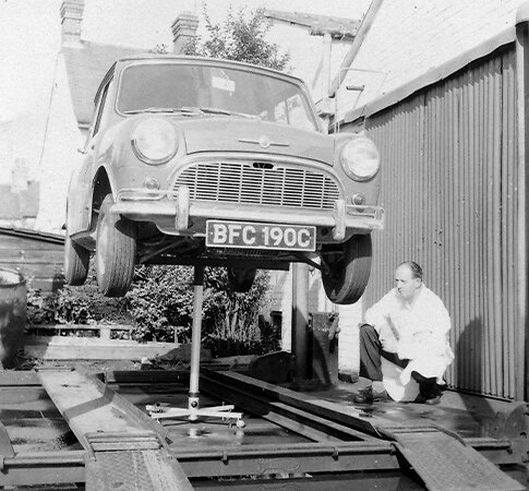 1966-photo